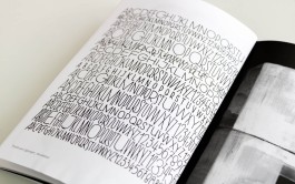 Detail aus dem Buch »Alphabets«, Buch mit 50 Lettering Alphabeten von Chris Campe, in der Reihe 100for10, 2020 All Things Letters – Chris Campe, Hamburg