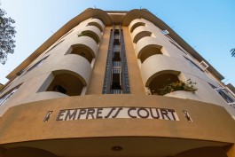 Signage in Mumbai, photo by Tanya George All Things Letters – Chris Campe, Hamburg