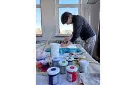 Chris Campe beim Malen von »Du bist doch so kreativ!« eine Kommentarballade All Things Letters – Chris Campe, Hamburg